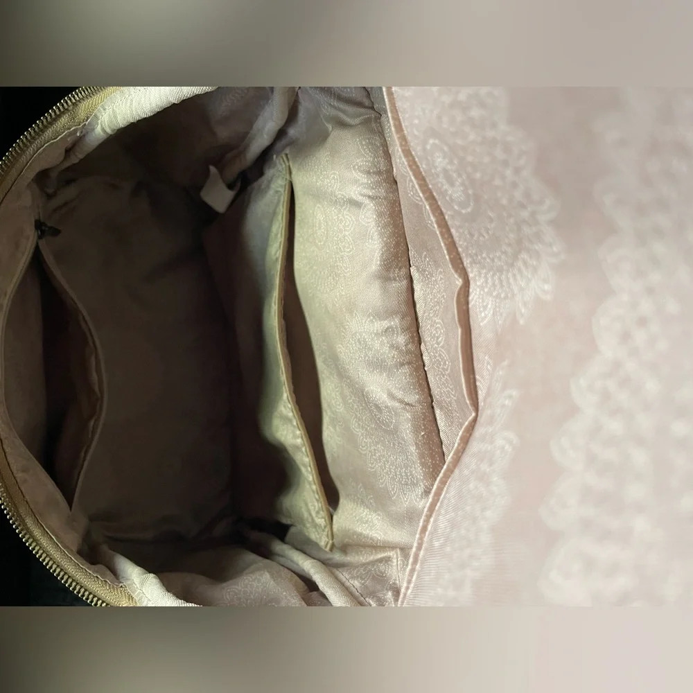 Joy Susan Backpack 
Like NEW !!!
Top 12” W11”D7”Drop 22”
Zip&Slip pockets 
EUC - Picture 5 of 8